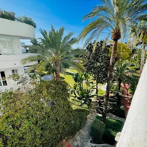 Milla De Oro Apartment