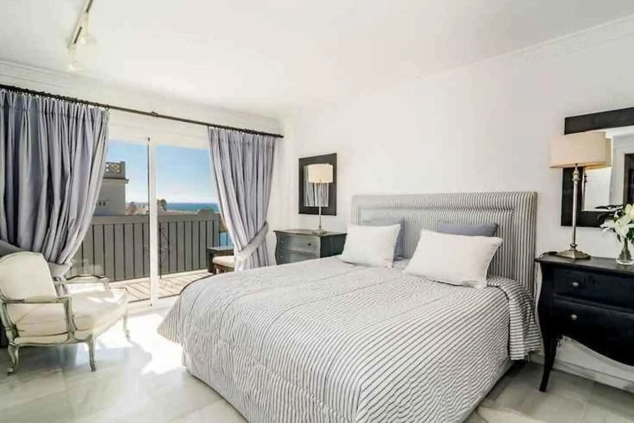 Apartment Marbella Del Mar-Mdm Roomservice contacts